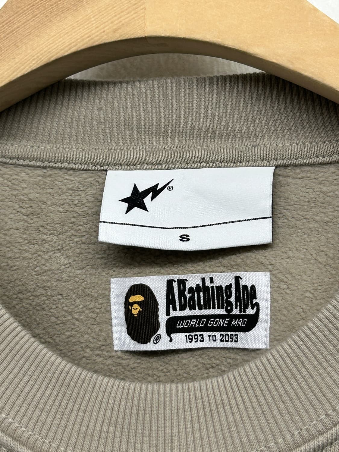 BAPE X Highsnobiety 오버핏 맨투맨 상품이미지6