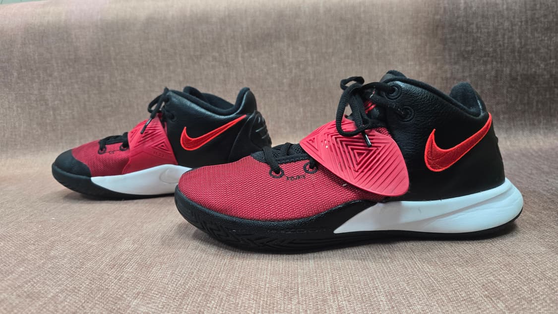 나이키 250mm- 카이리 플라이트랩3 농구화 상품이미지4