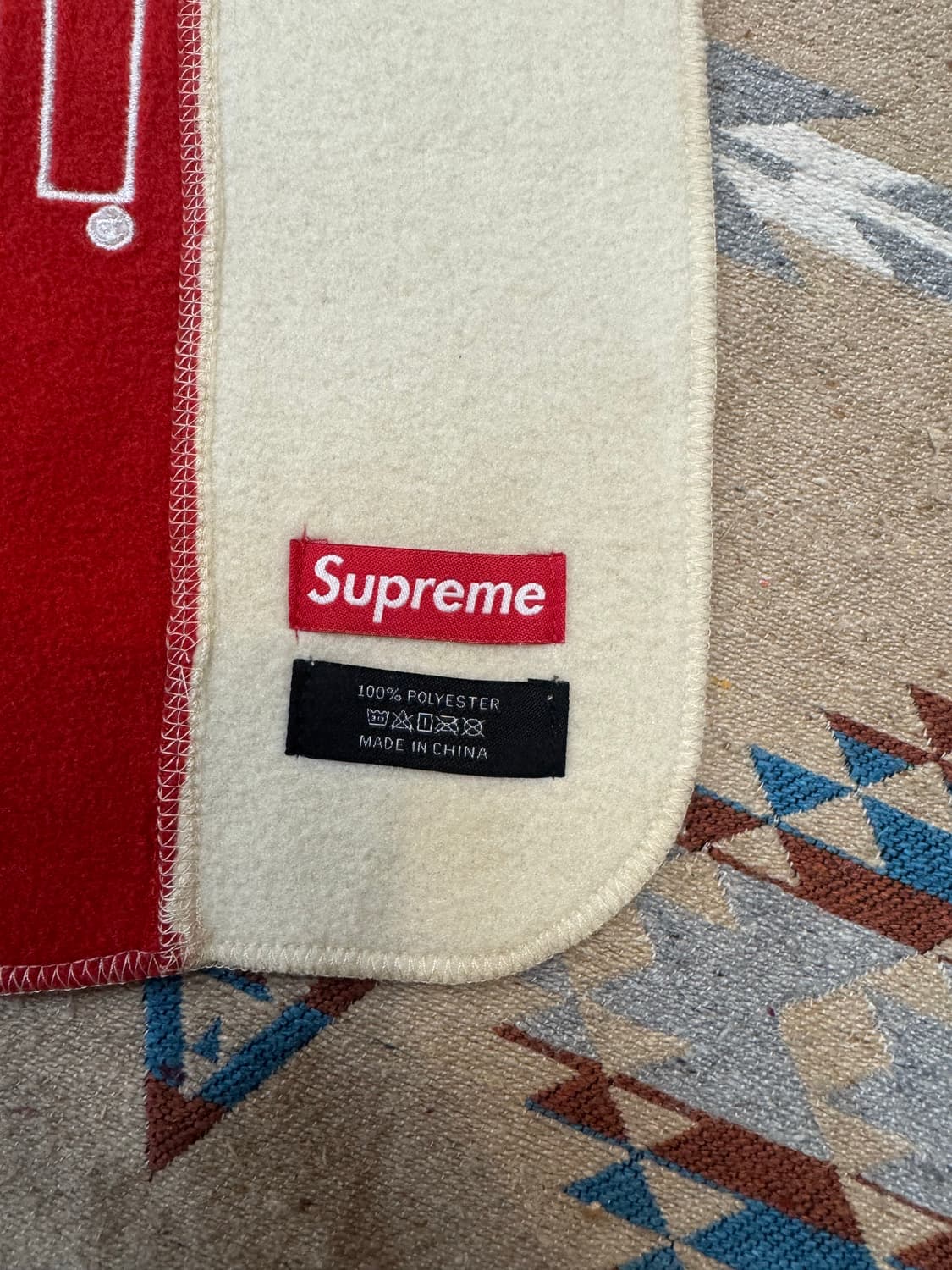 [OS] 슈프림 로고 폴라텍 머플러 화이트 상품이미지3