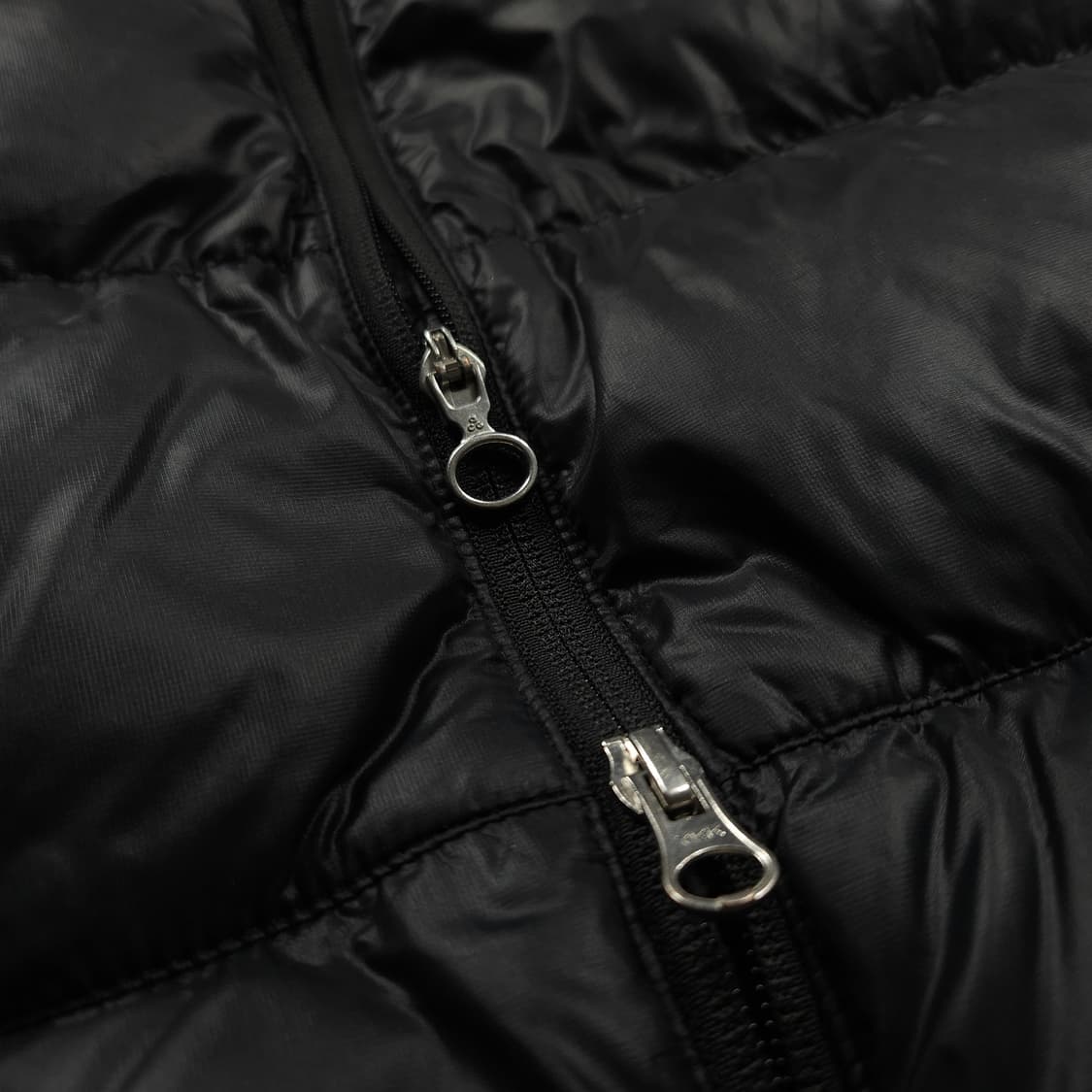 나이키 acg 우먼스 글로시 블랙 경량 다운 베스트 상품이미지5