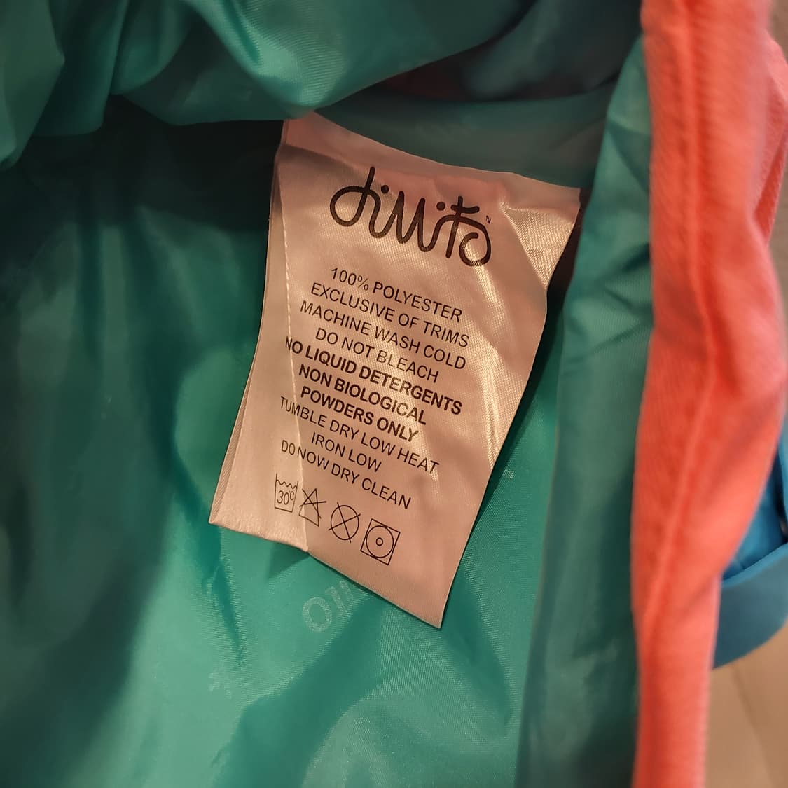 디미토 에디션 체스트 포켓 방수 바람막이 상품이미지4