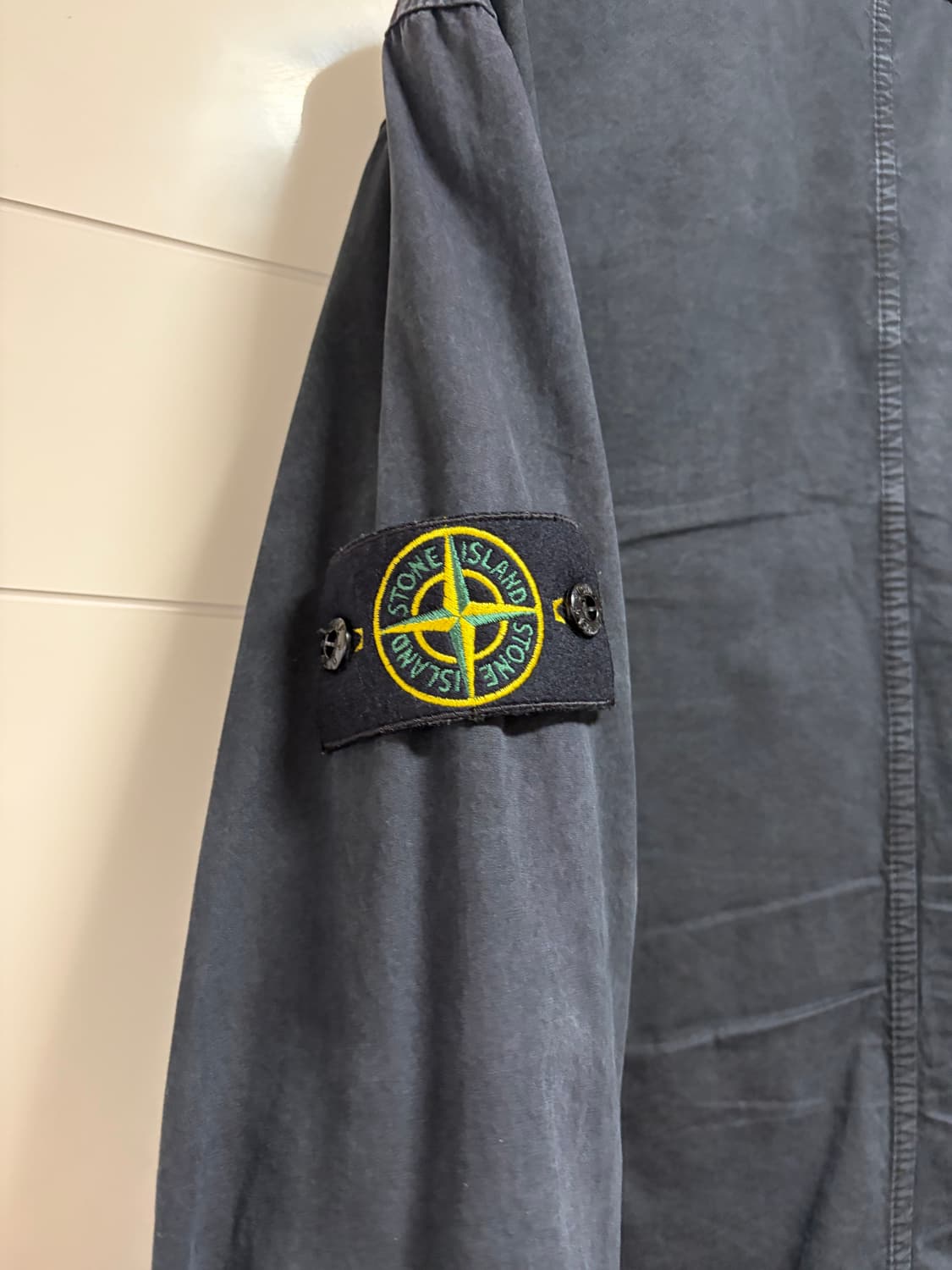 스톤 가먼트다이닝 올드이펙트 오버셔츠 블랙 팝니다 상품이미지3