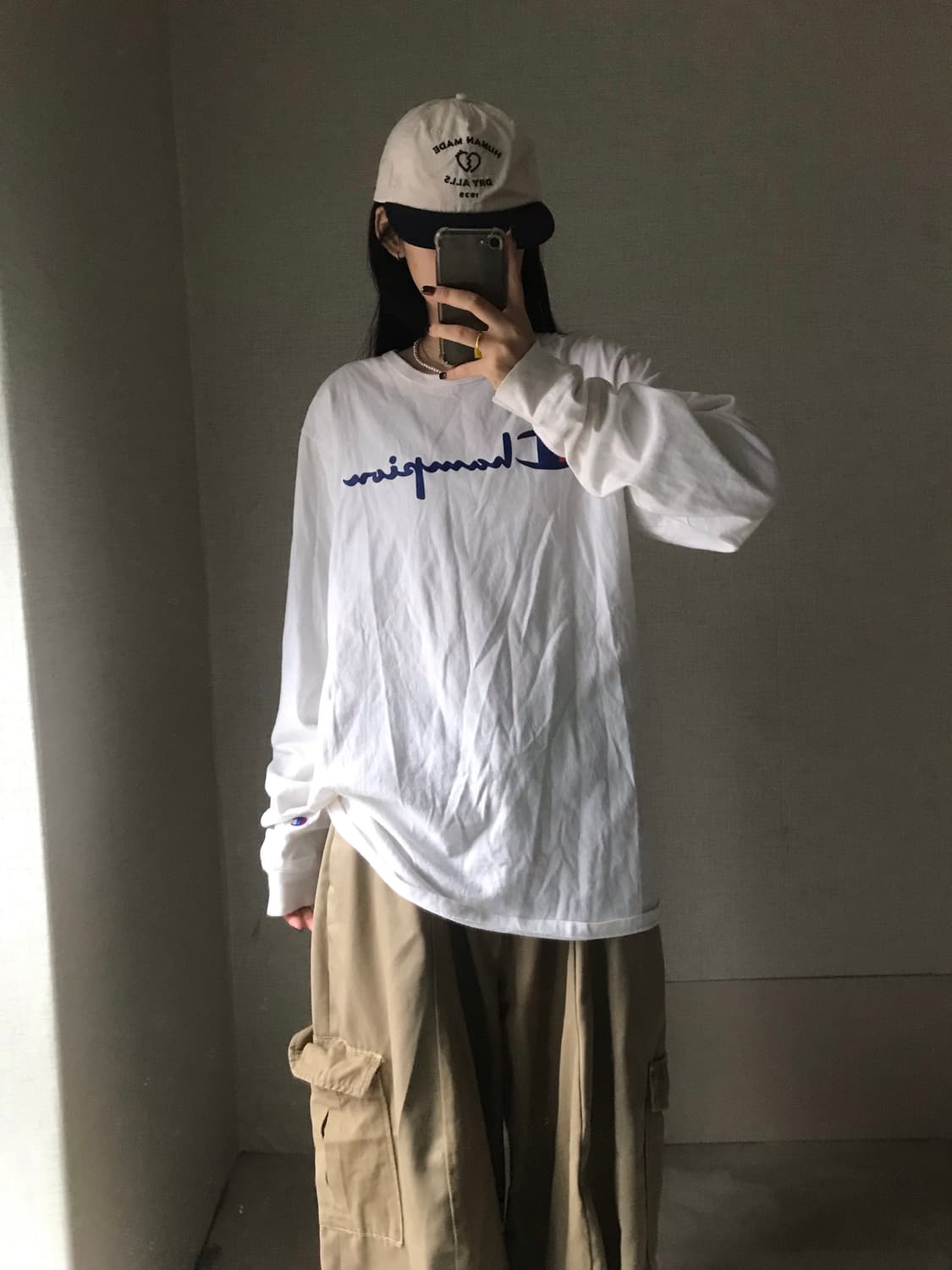 챔피온 화이트 오버핏 롱슬리브 상품이미지5