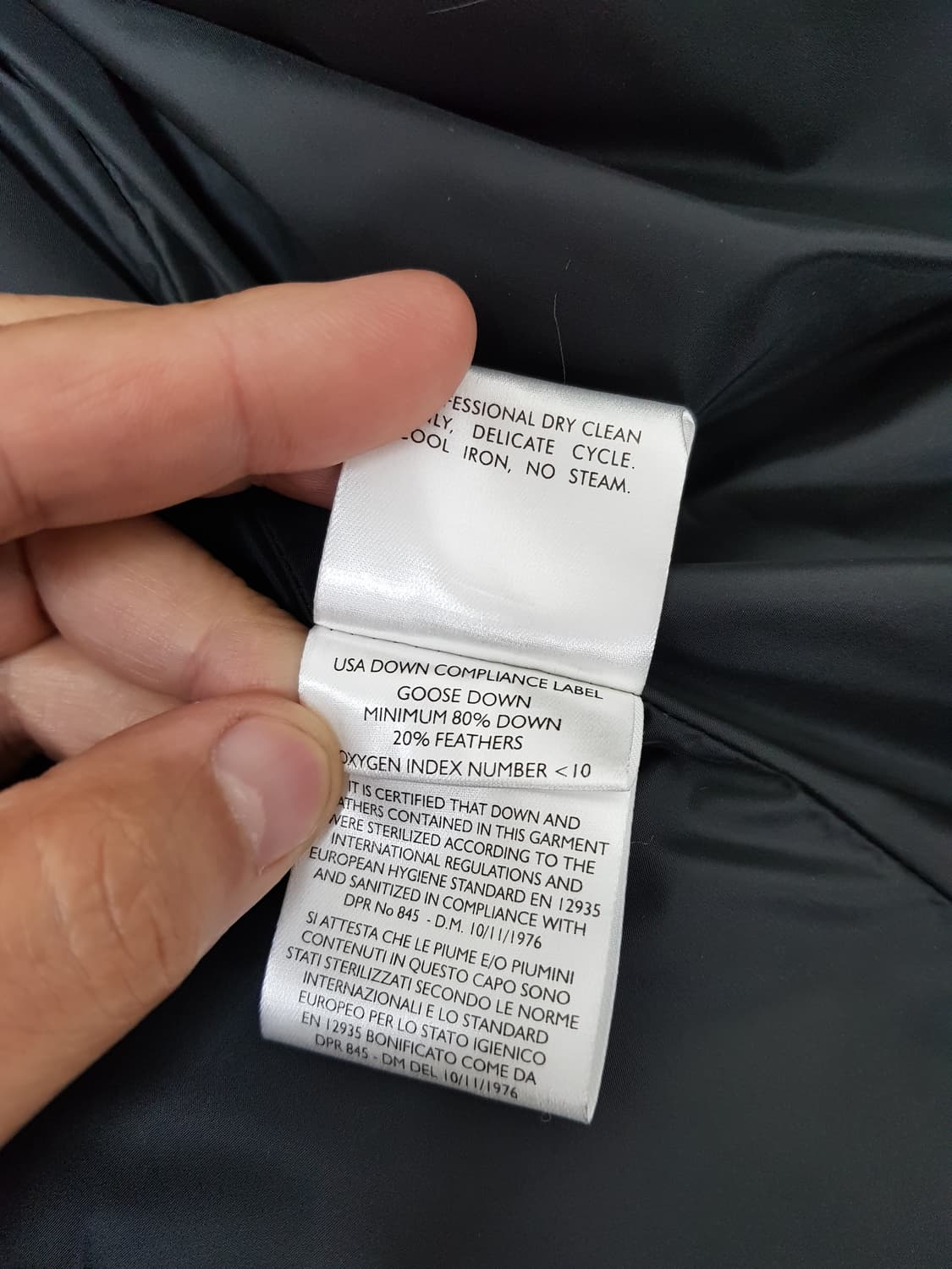 [38/미사용/정품] 생로랑 구스 푸퍼 패딩조끼 상품이미지7