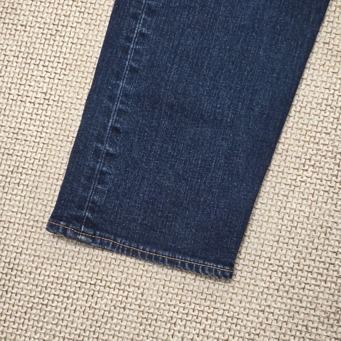 리바이스 502 테이퍼드 핏 윔진 (34X32) 상품이미지6
