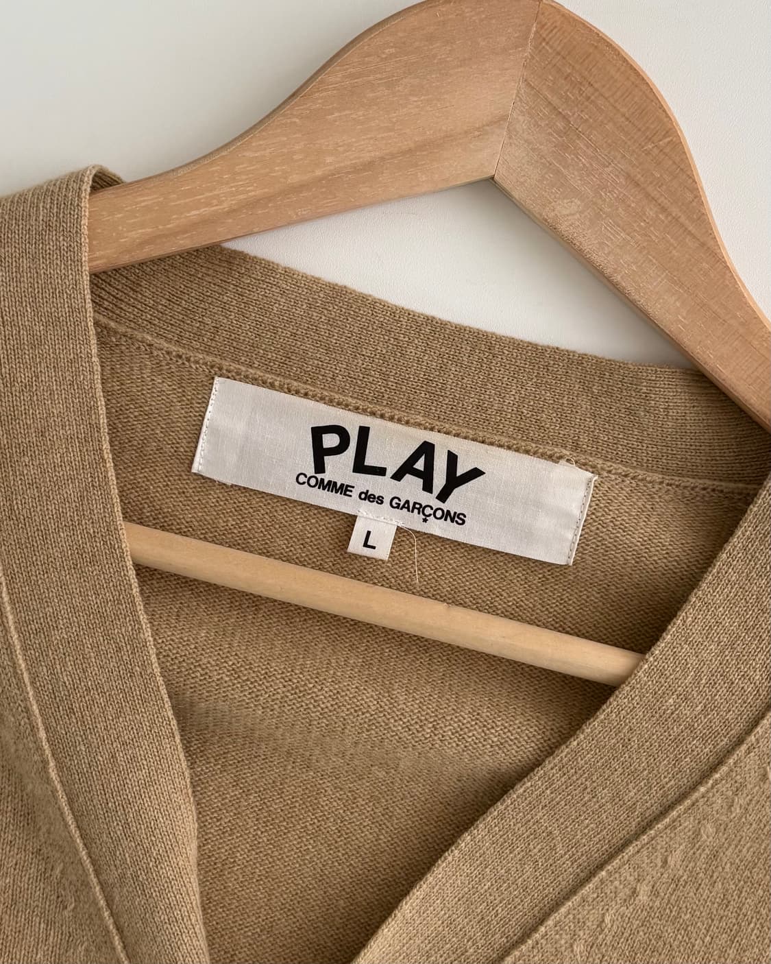 COMMEdesGARCONS 꼼데가르송 베이지컬러 블랙와펜 가디건  상품이미지6