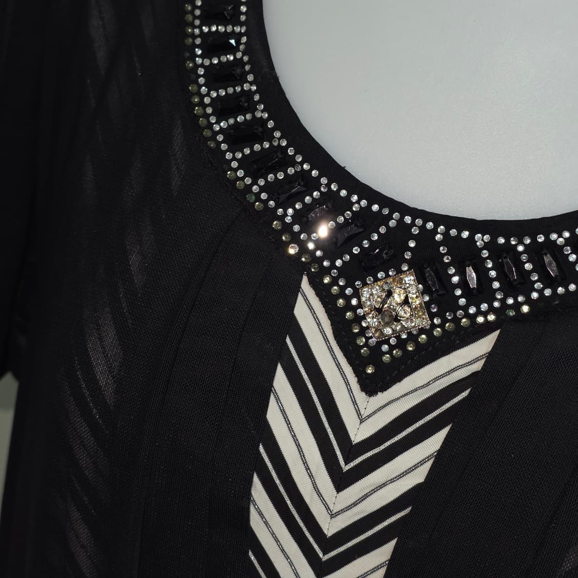 **서비스) 빈티지 블랙 글리터 비즈큐빅 고딕 반팔블라우스 상품이미지2