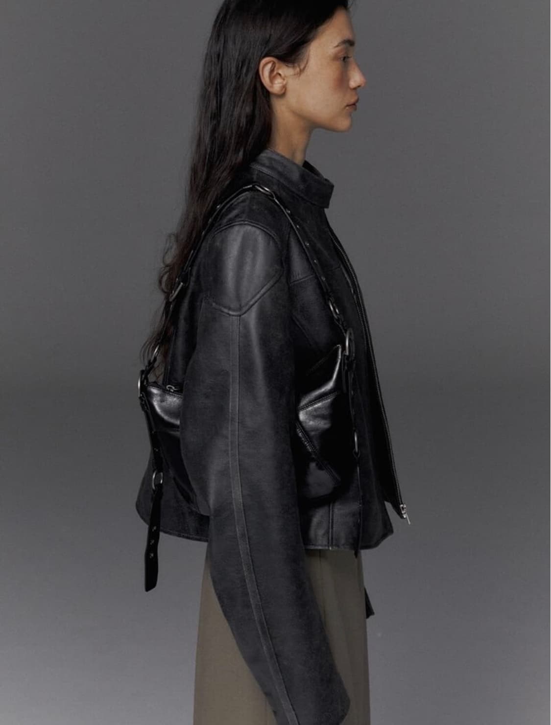 스튜디오테이블 볼드 스트랩 레더백 상품이미지1