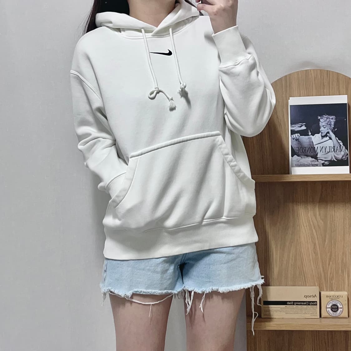 [정품] 나이키 화이트 중앙스우시 기모 후드티 [ S ] 상품이미지2