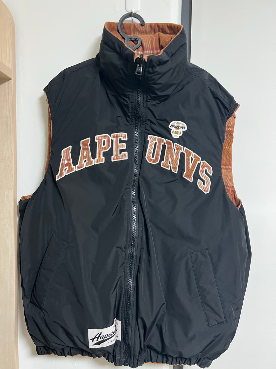 에이프 리버시블 패딩 조끼 Aape Main Vest 상품이미지1