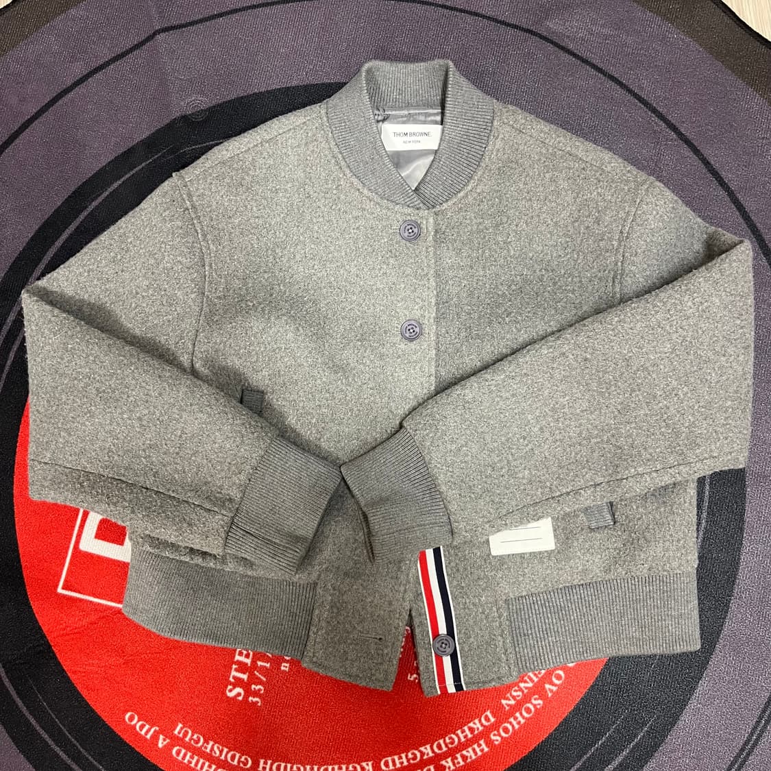 톰브라운 여성 그레이 울 봄버 자켓 상품이미지1