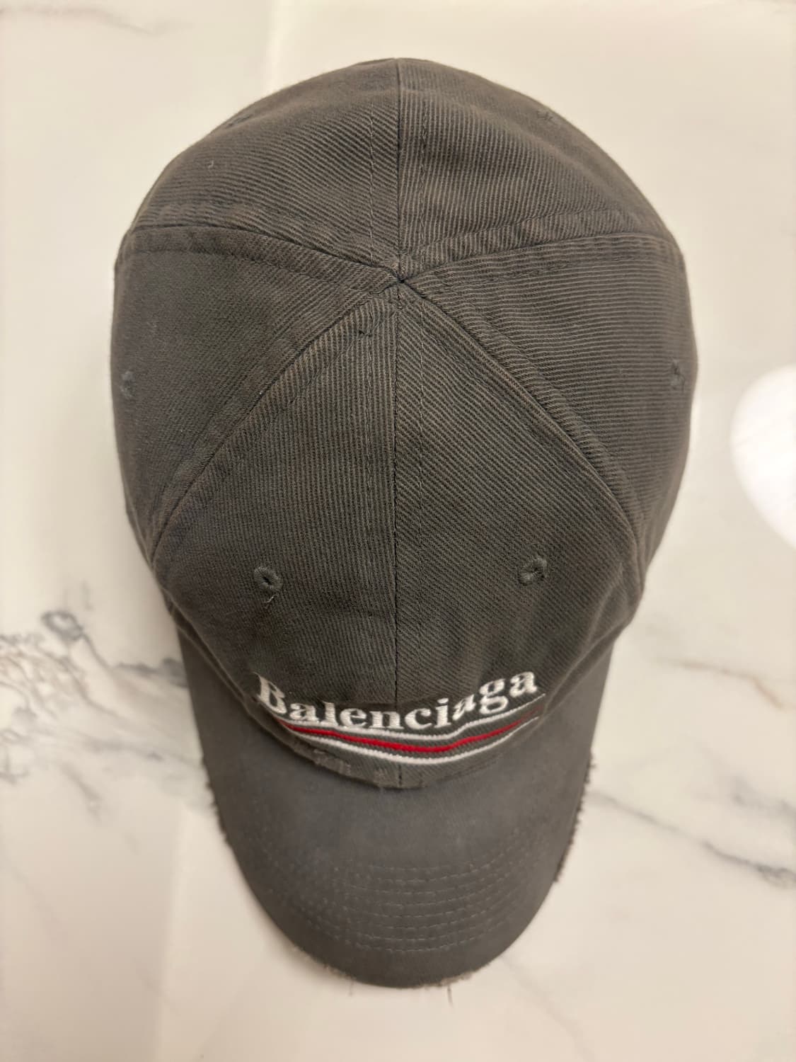 발렌시아가 폴리티컬 캠페인 디스트로이드 캡 블랙 상품이미지3