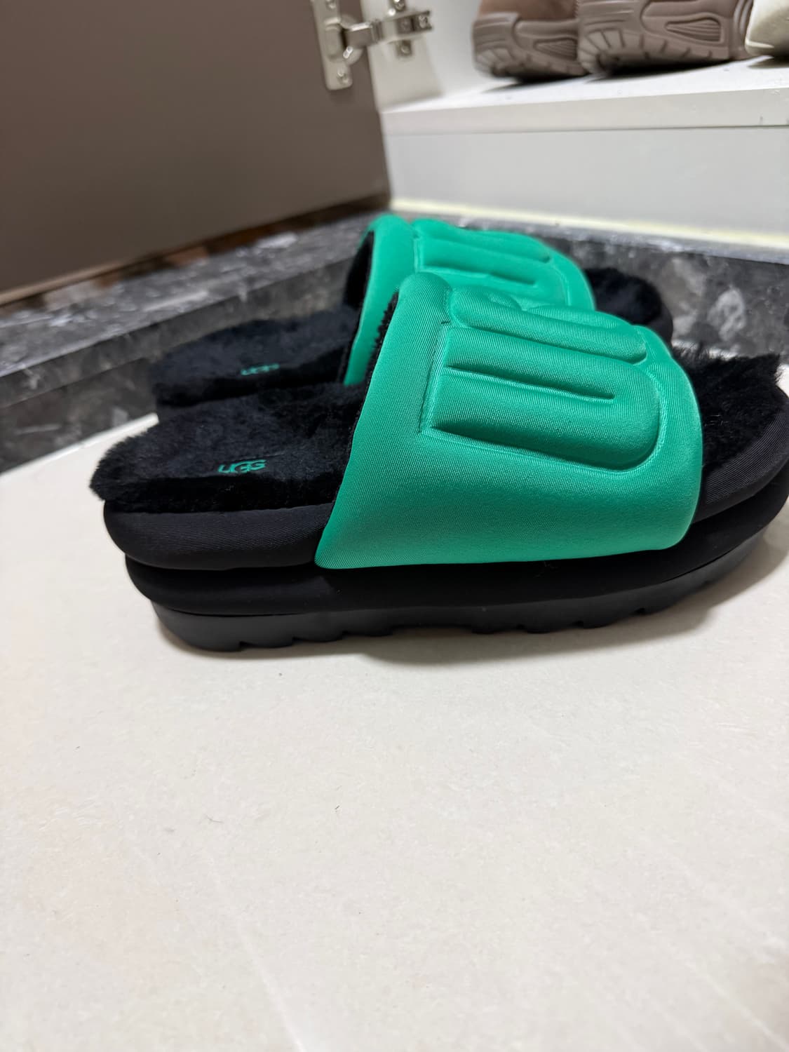 UGG 어그 털슬리퍼 상품이미지3