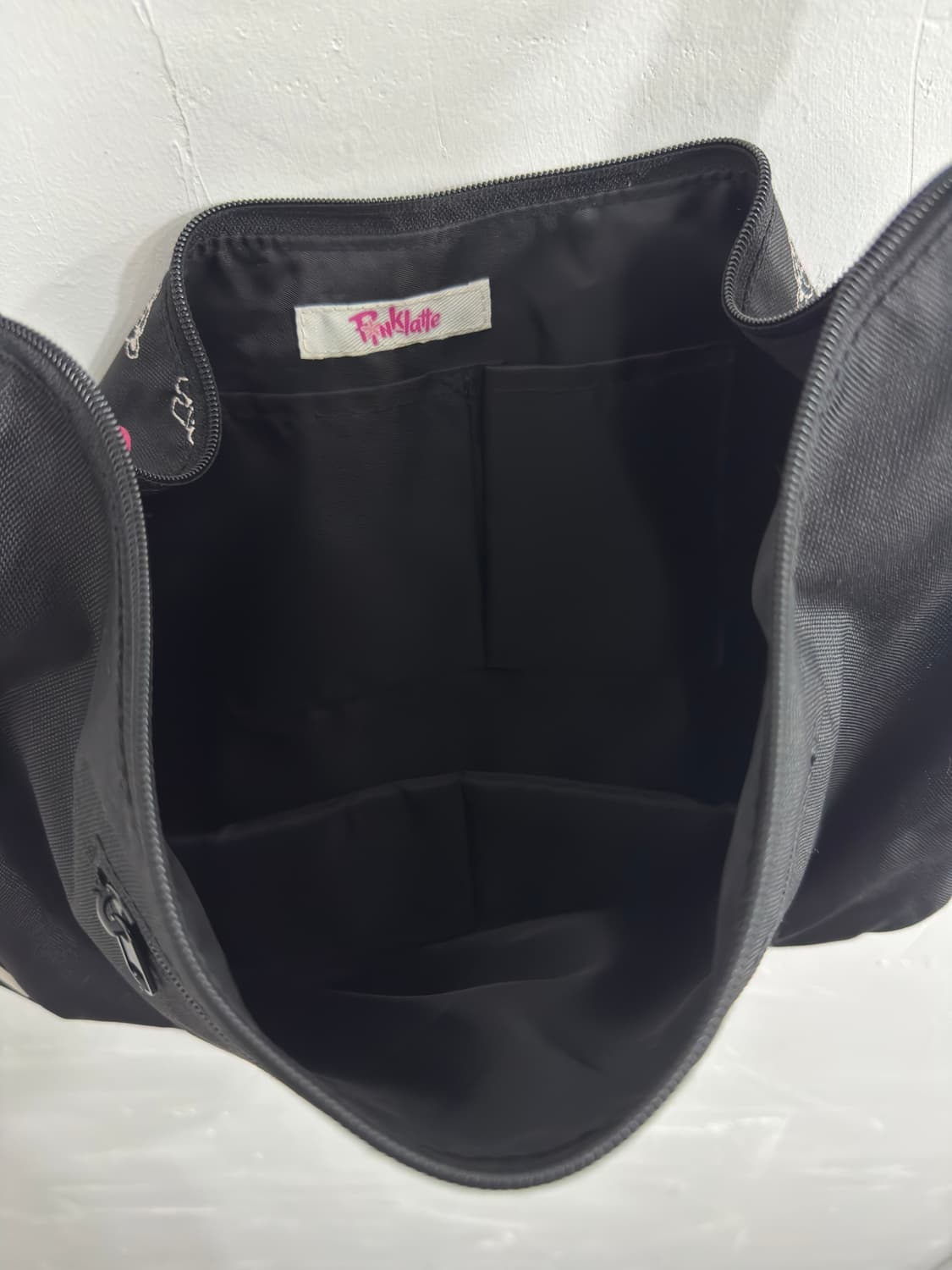 Pinklatte printing crossbag 상품이미지5