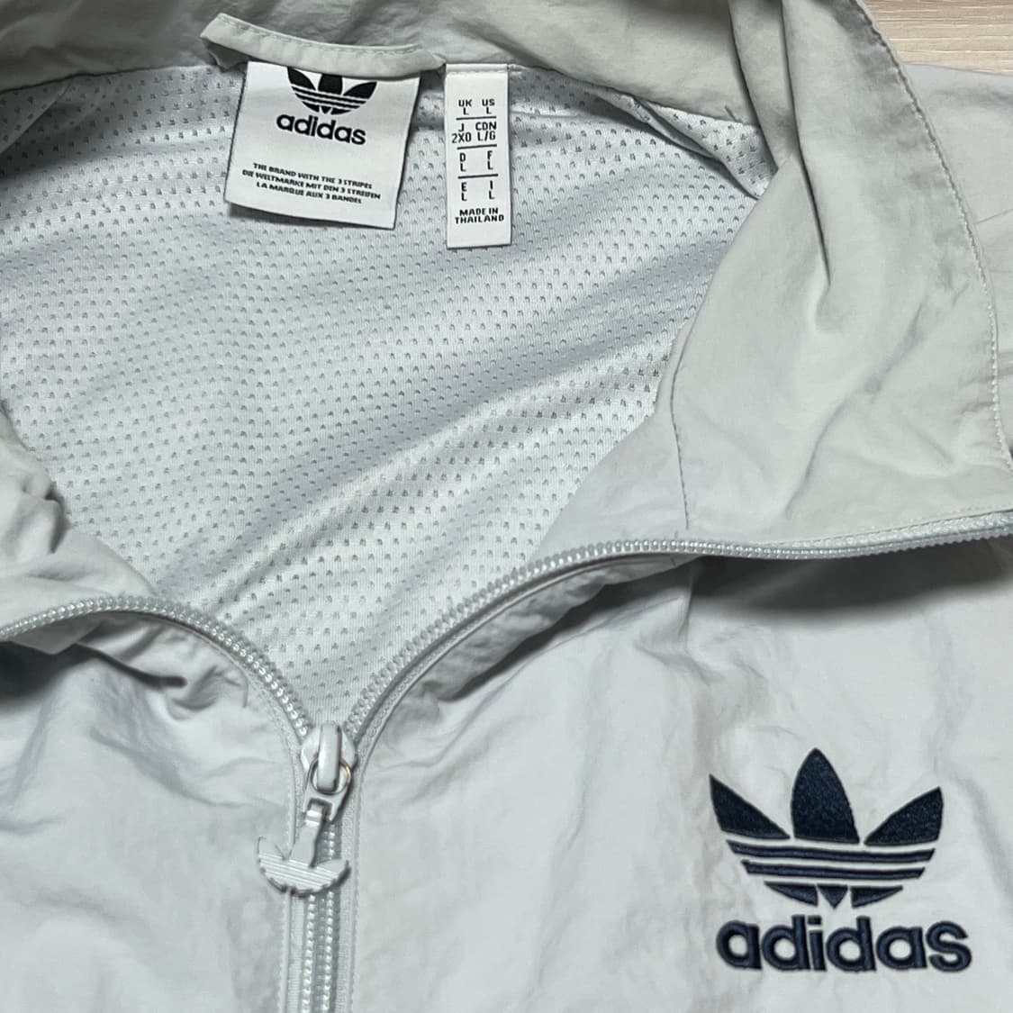 아디다스 오리지날 바람막이 L사이즈 상품이미지3