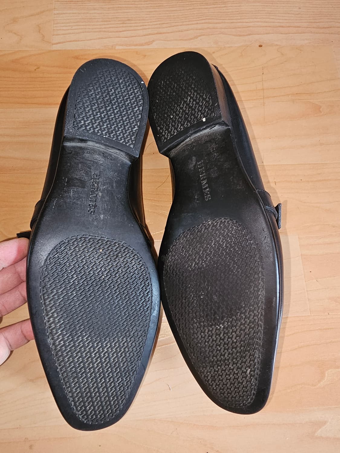 에르메스 블랙 가죽 남성 로퍼 구두 상품이미지2