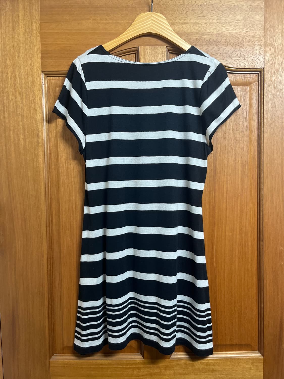 Courreges Boat Neck Striped Long T-Shirt 상품이미지5