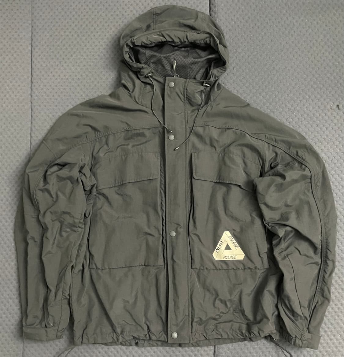 팔라스 곤 피싱 자켓 (palace gone fishing jacket) 상품이미지1