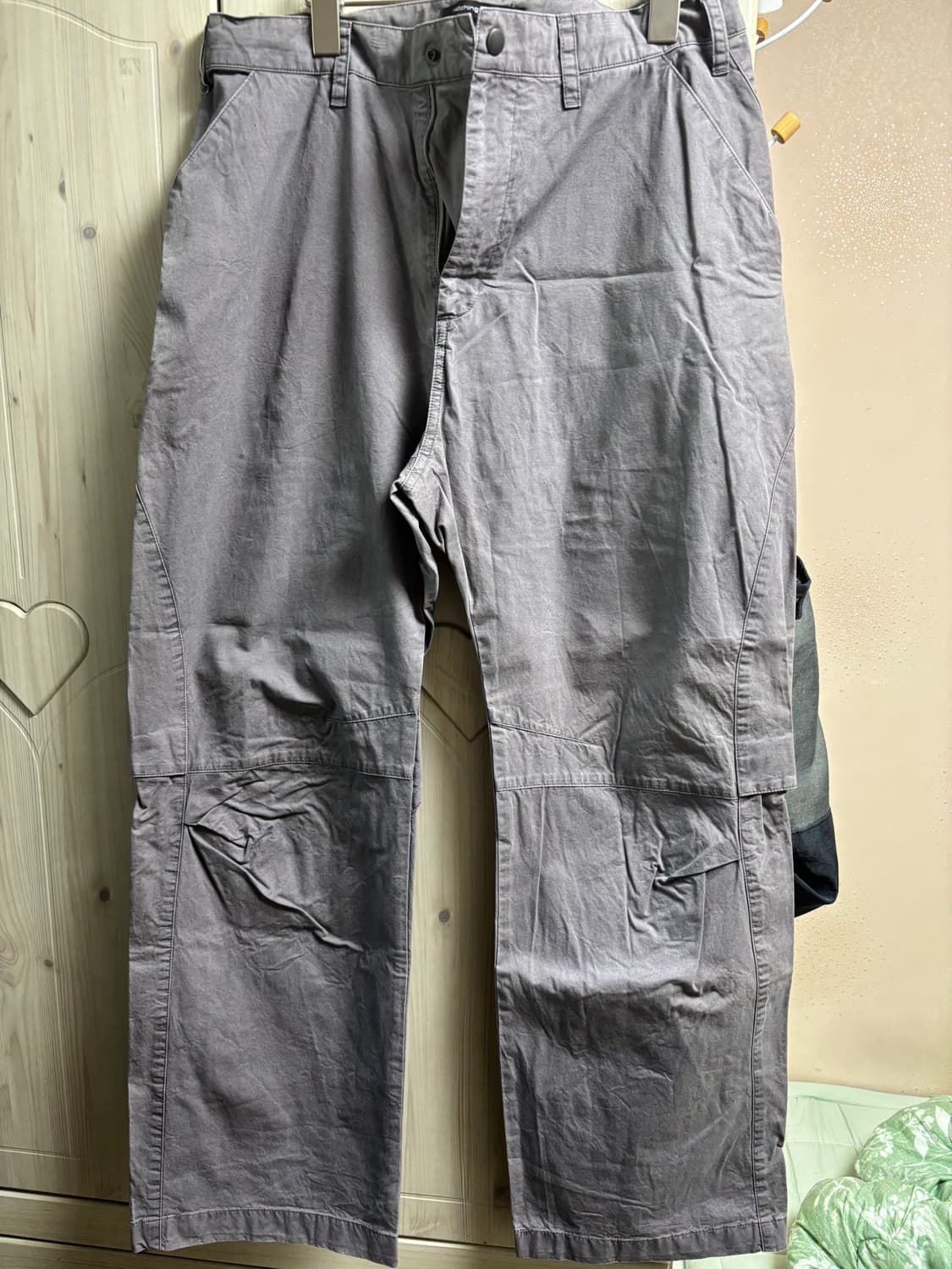 해칭룸 벤티드 팬츠 페이디드 퍼플 상품이미지1