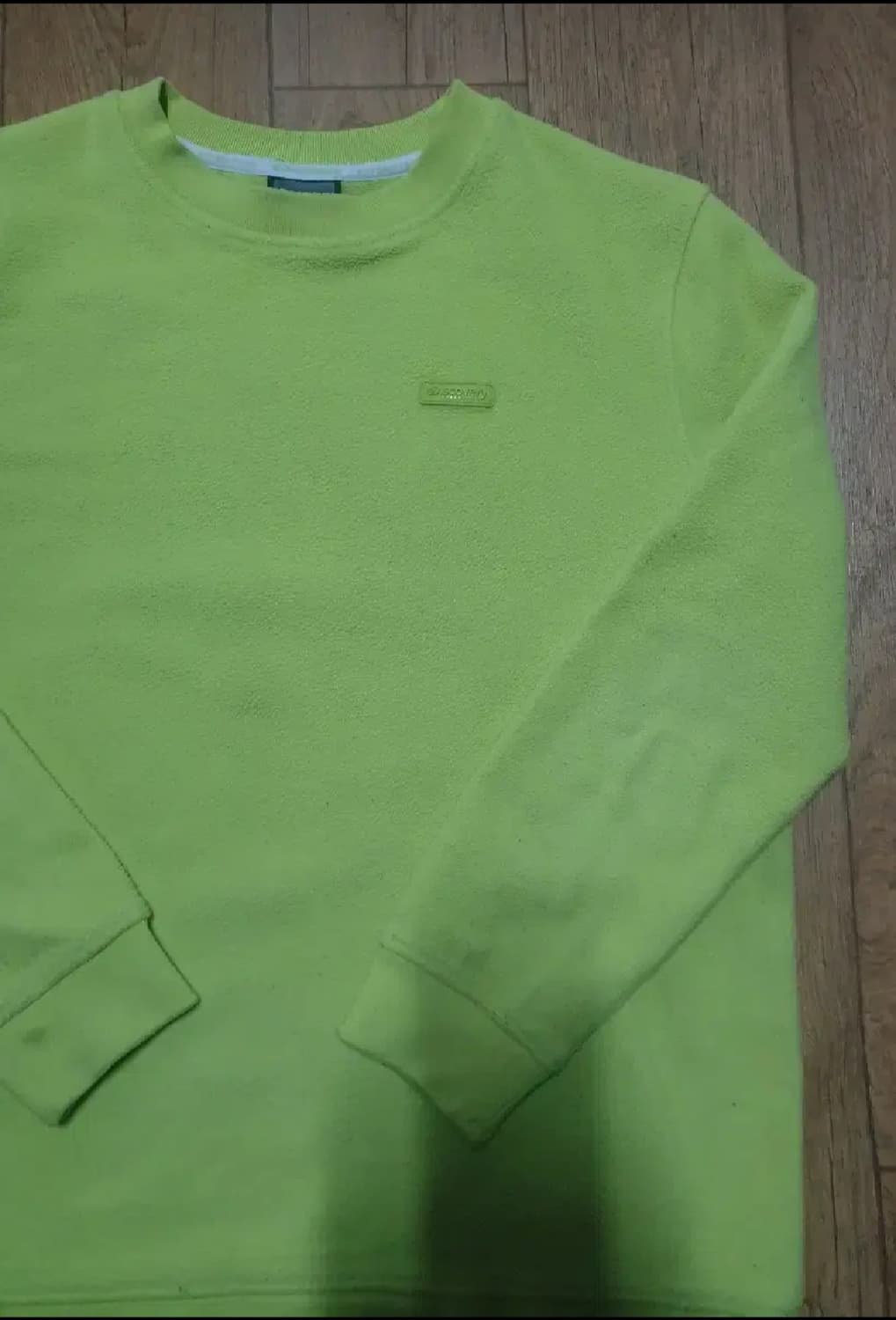 디스커버리 라운드티 95~100 사이즈입니다 상품이미지3