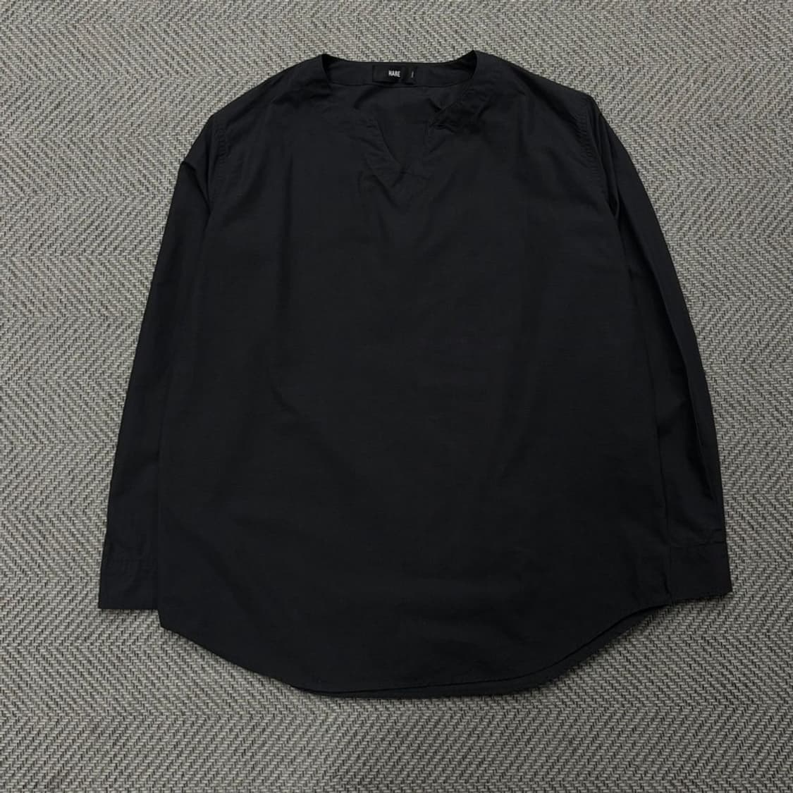 하레 브이넥 블라우스 v0358 상품이미지1