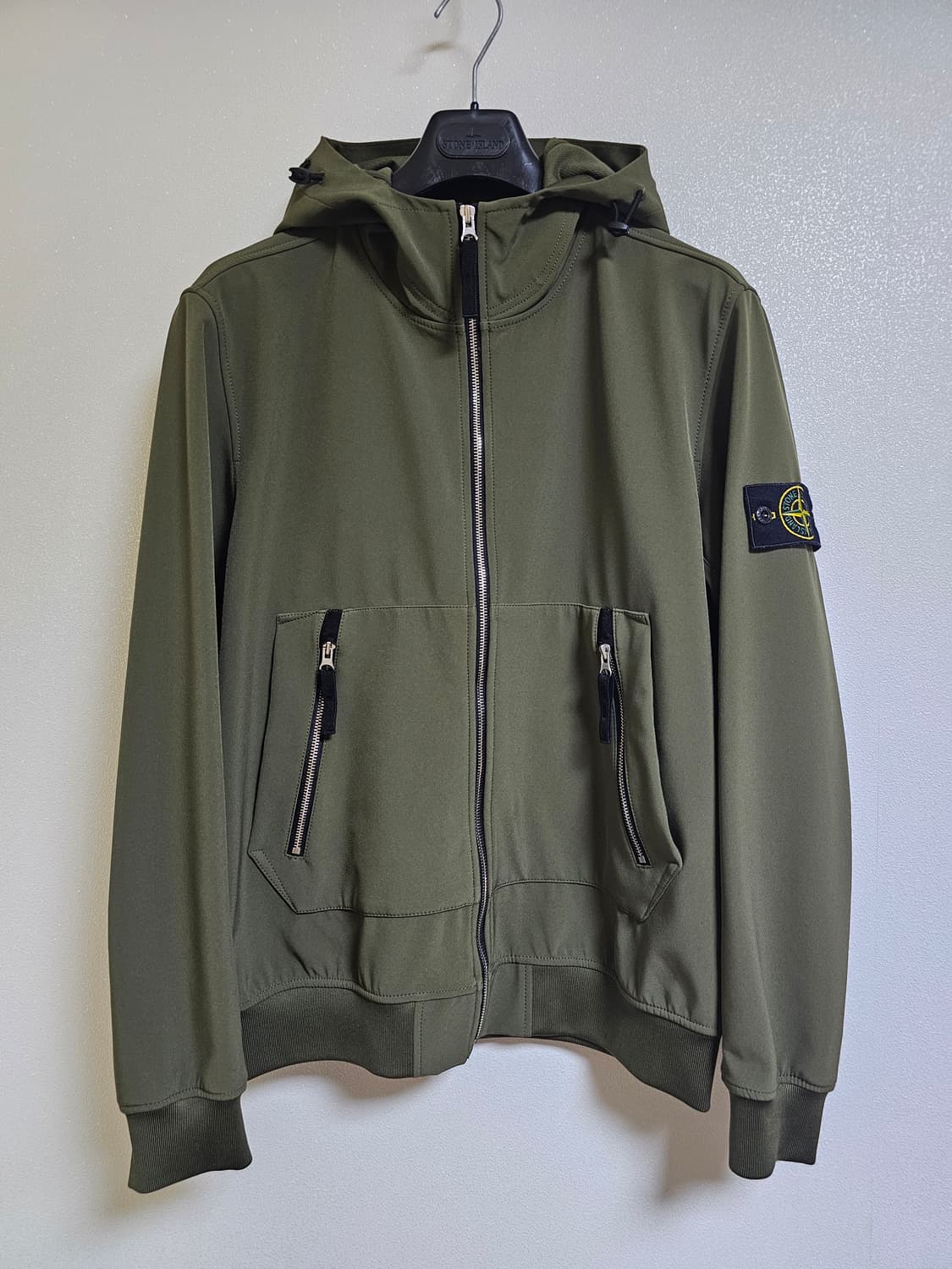 스톤아일랜드 소프트쉘 상품이미지1