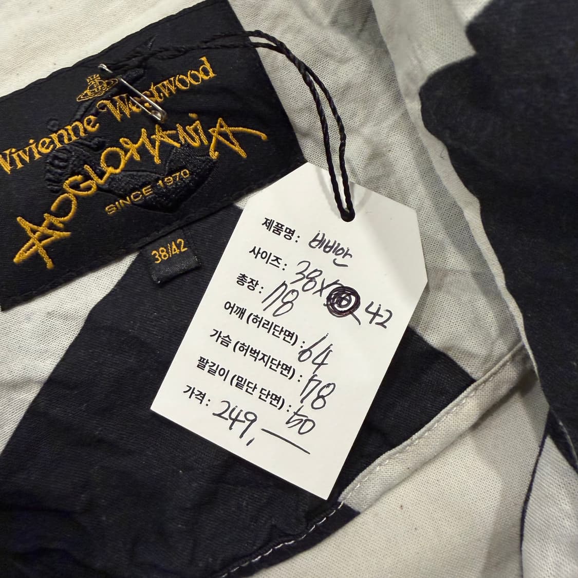 [38] 15ss 비비안웨스트우드 블랙화이트 패턴 코트 수입택 D661 상품이미지4