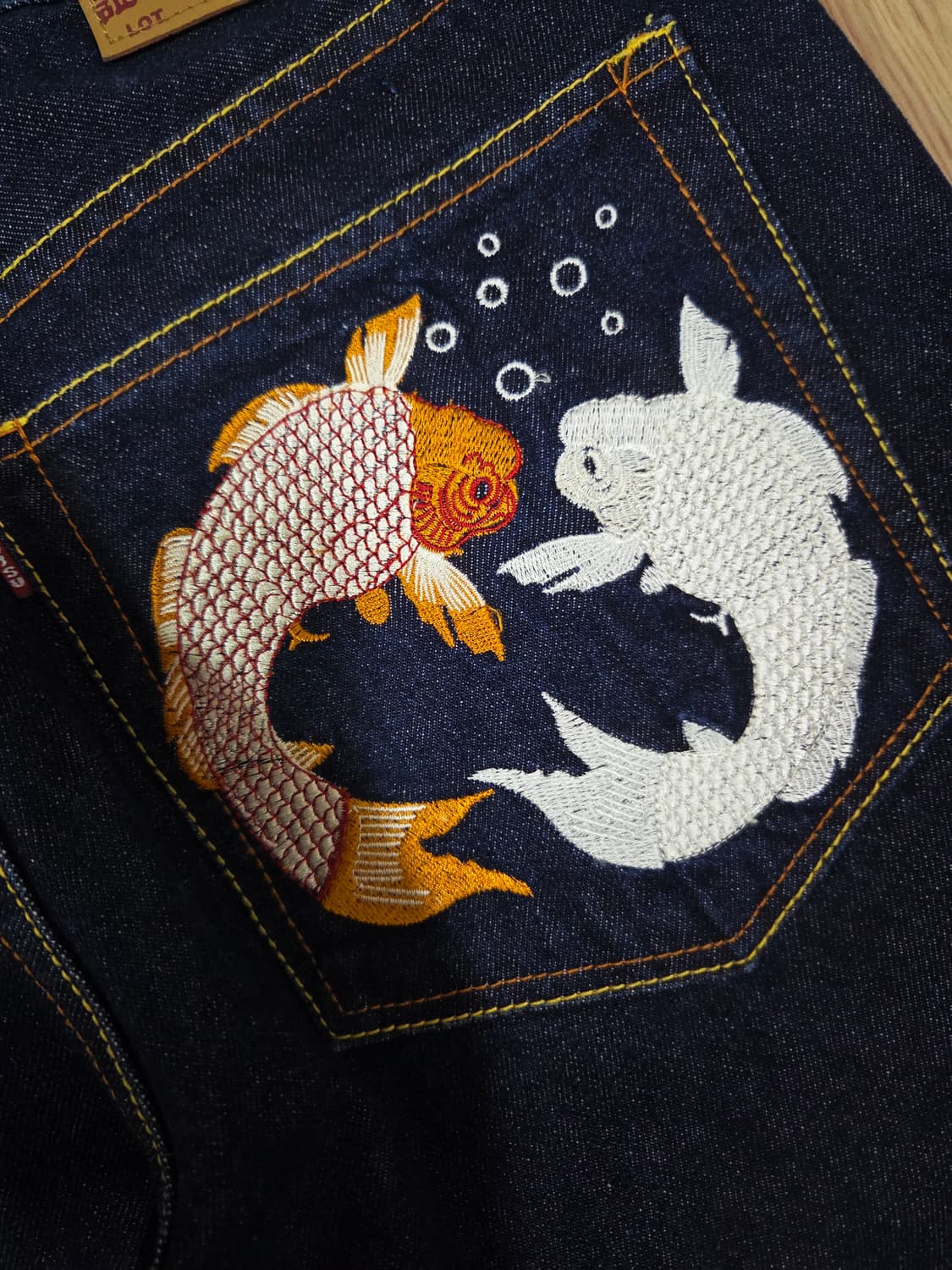 에비수 코이피쉬 자수 레귤러 핏 데님 팬츠 상품이미지7