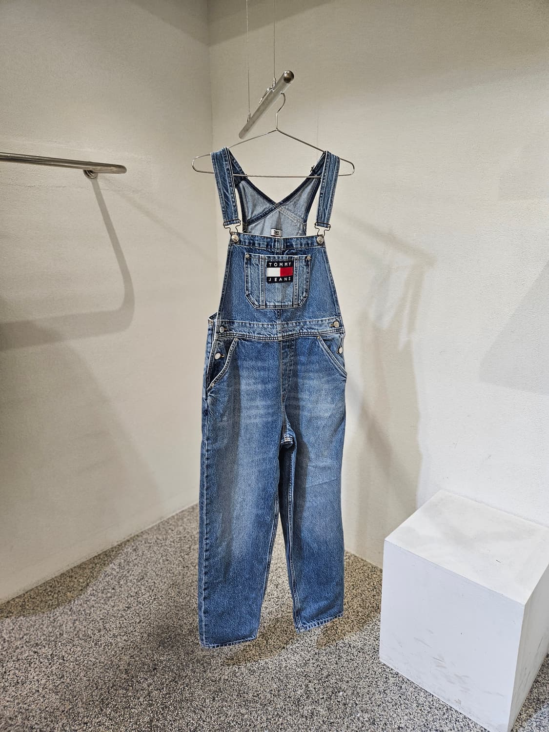 타미진 스트랩 워싱 플래그 로고 오버롤팬츠 상품이미지1