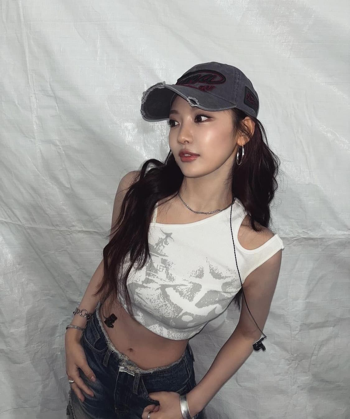 디프런티스 닝닝 나시 화이트 상품이미지1