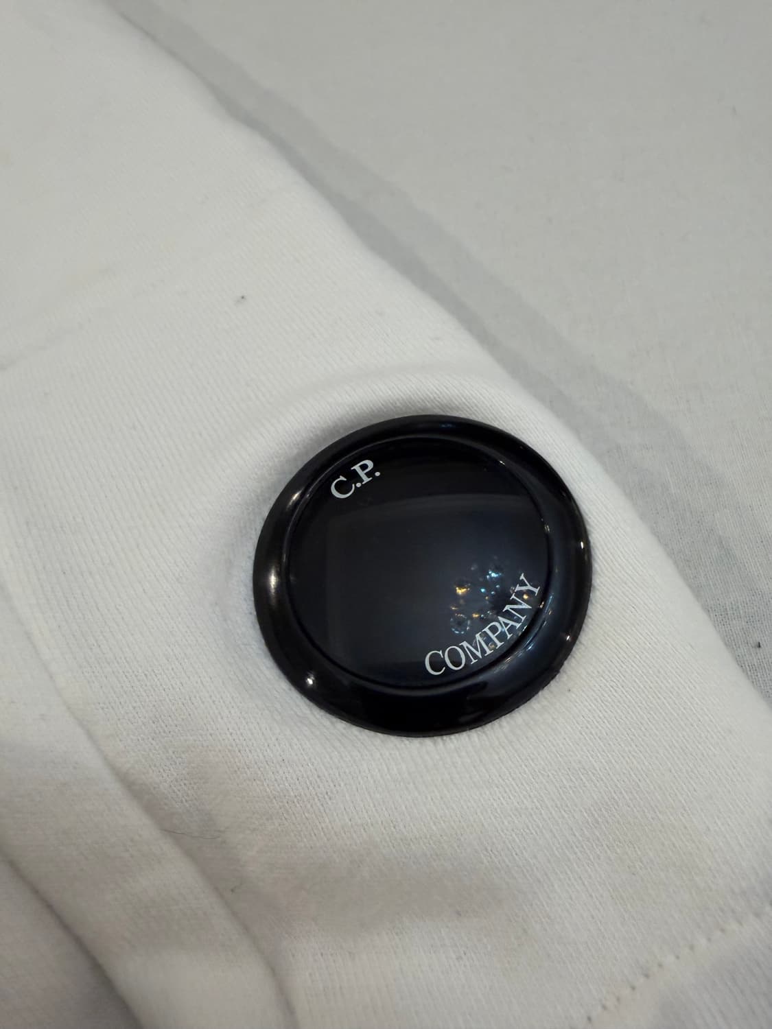 CP 컴퍼니 렌즈 맨투맨 스웻셔츠 화이트 상품이미지4