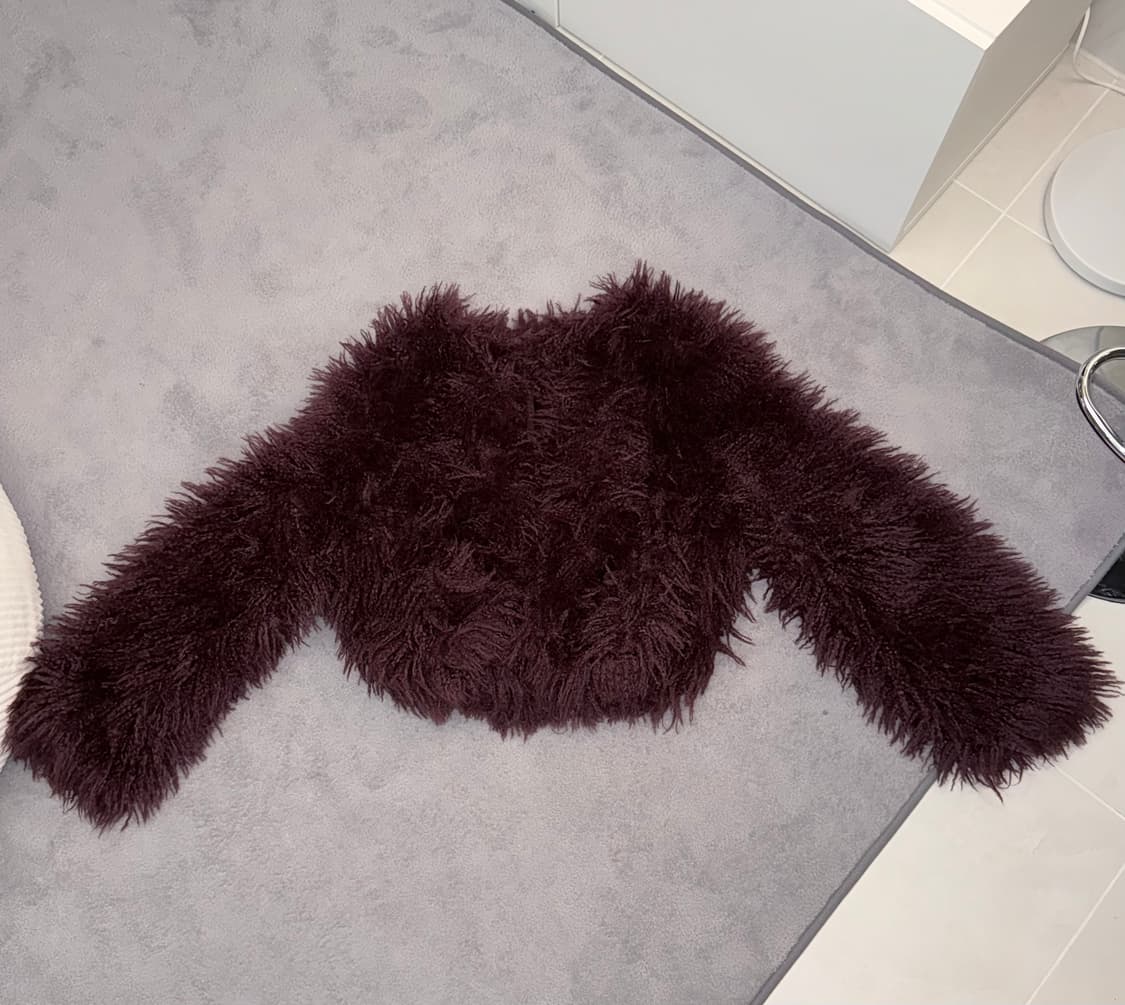 버건디 컬러의 퍼 자켓 상품이미지2