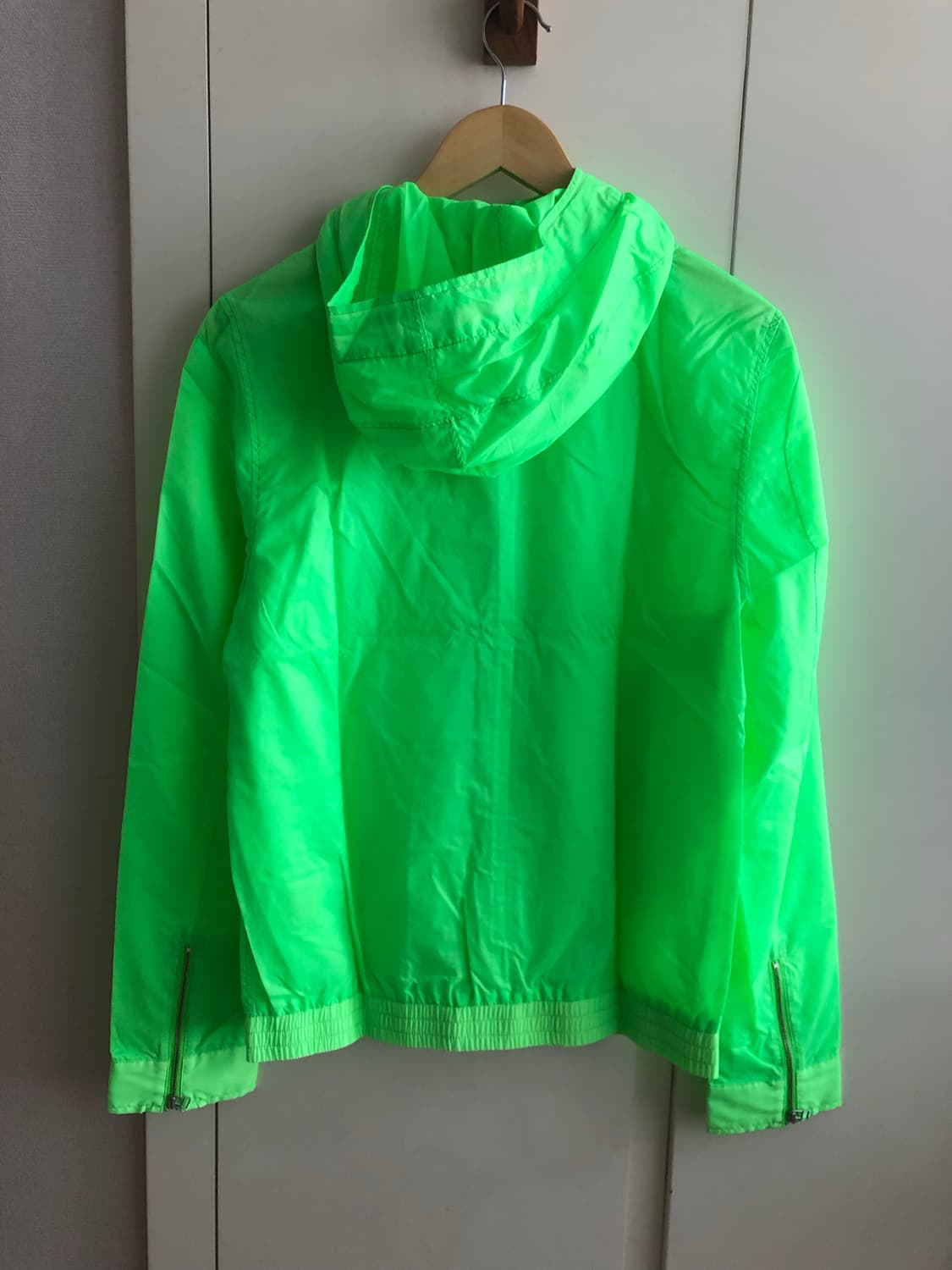 언컨디셔널 후드 바람막이 파커 자켓 상품이미지3