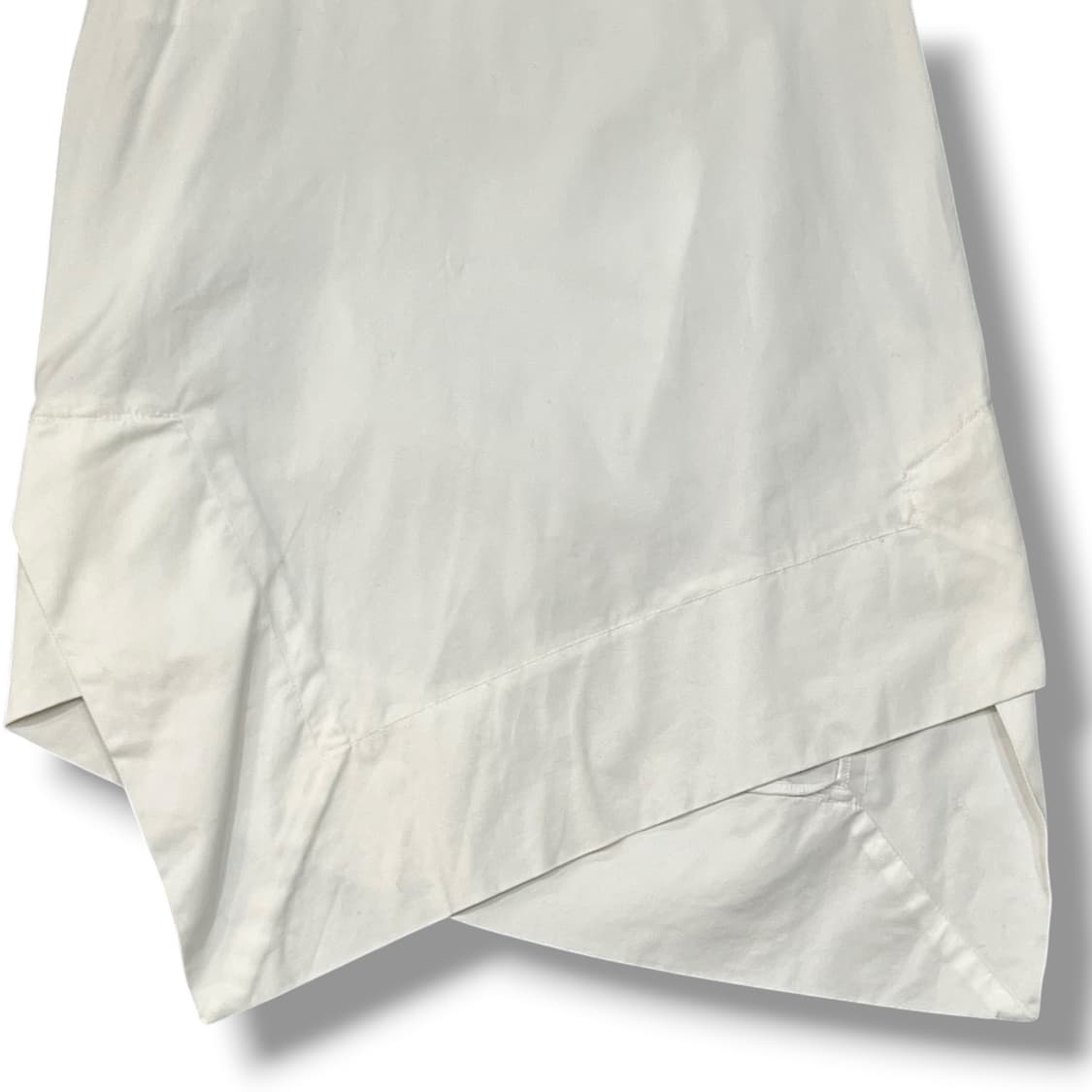  비비안웨스트우드 화이트 언발란스 스커트 y14098 상품이미지5