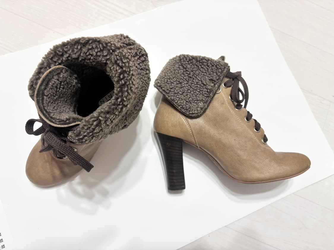 마린 수제화ㅡ 천연 양가죽 앵클 부츠 230/상태최상 상품이미지1