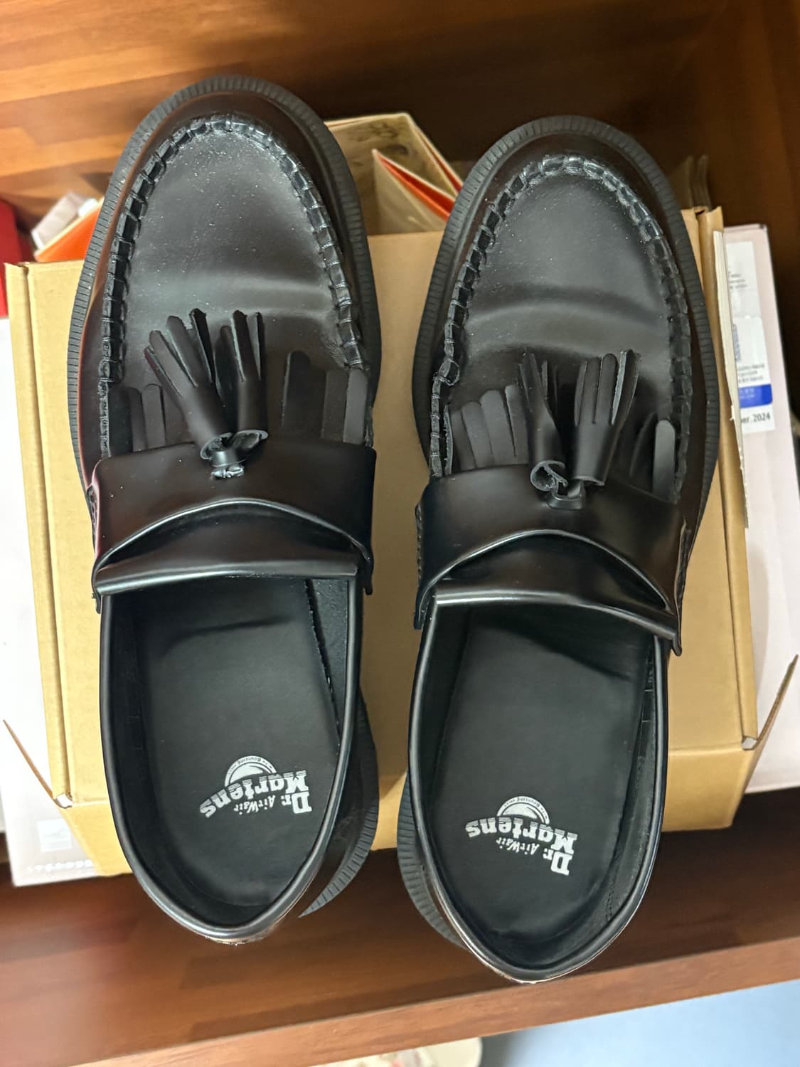 닥터마틴 아드리안 백스 240 상품이미지2