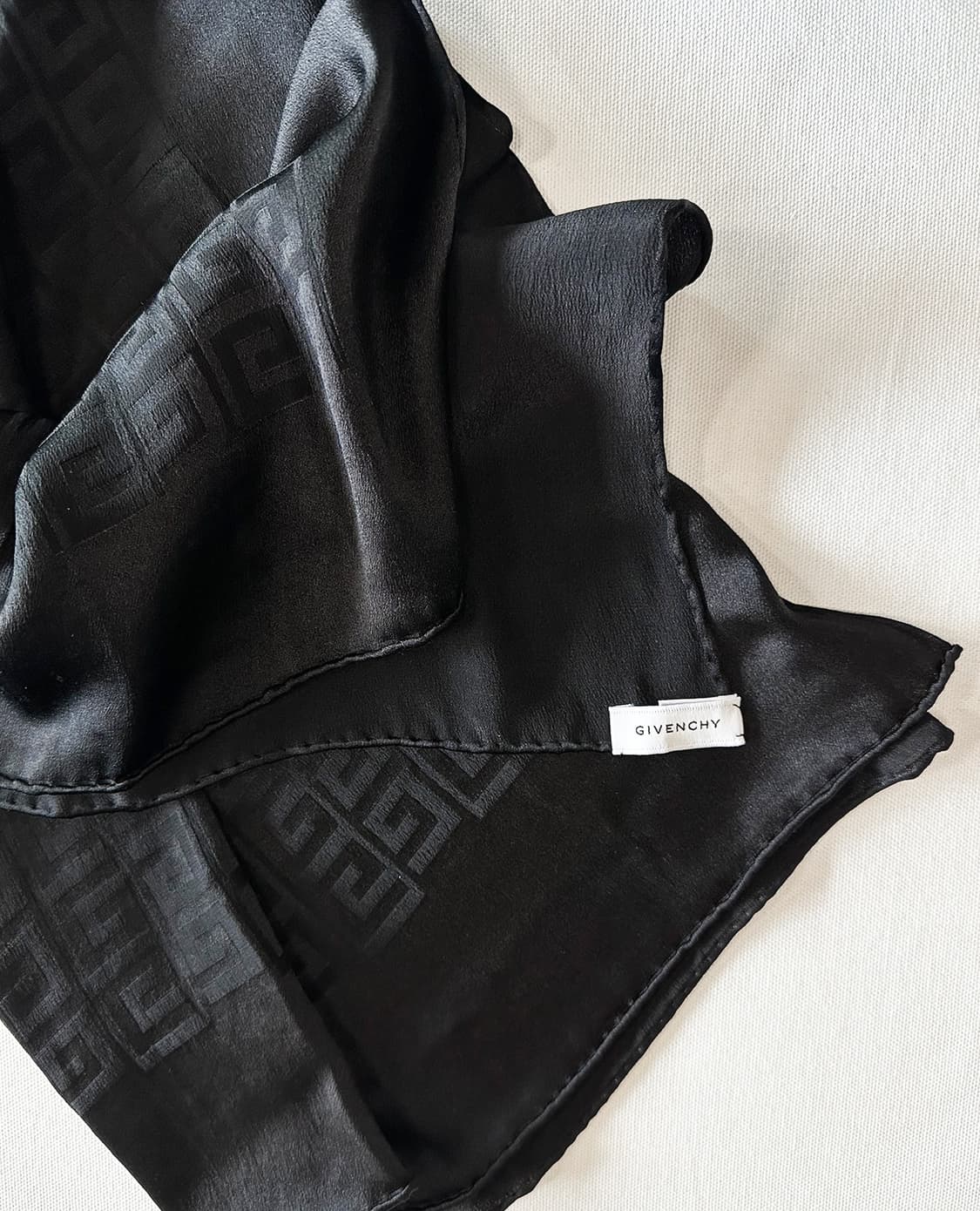 GIVENCHY silk logo scarf 상품이미지9