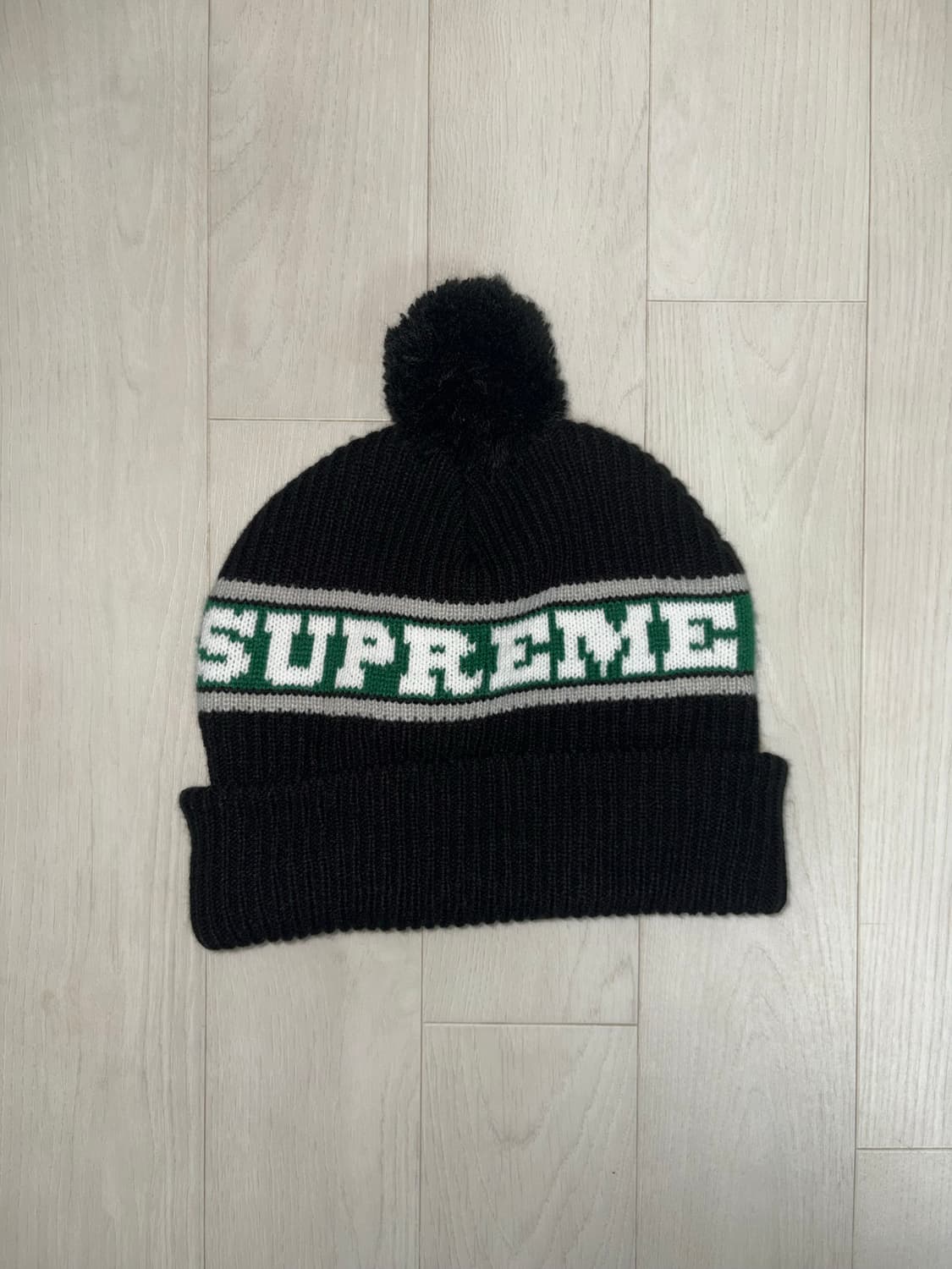 슈프림 24FW 빅 스트라이프 비니 Black 상품이미지1