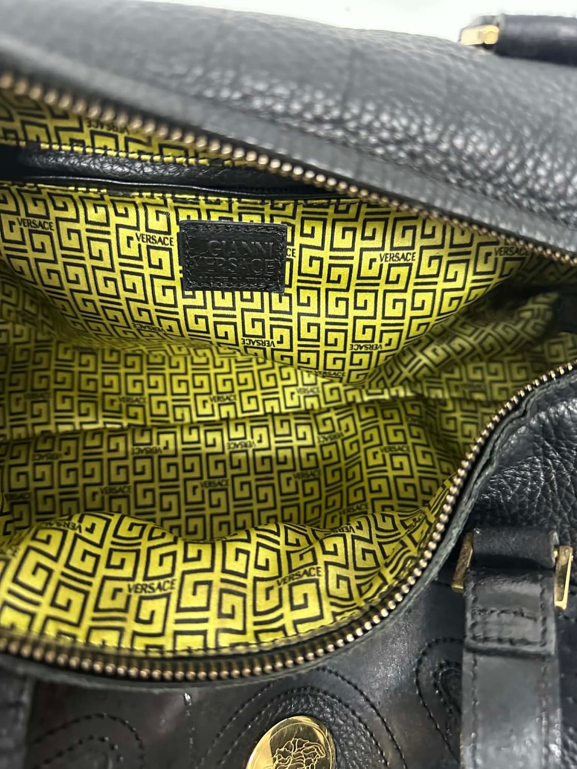 베르사체 금장 가죽 토트백 숄더백 상품이미지7