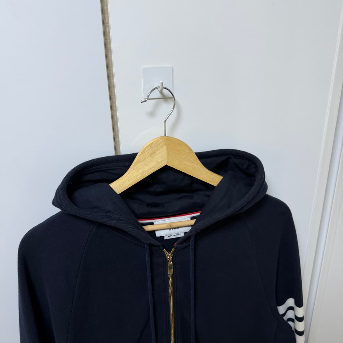 톰브라운 사선완장 후드집업
6사이즈  상품이미지3