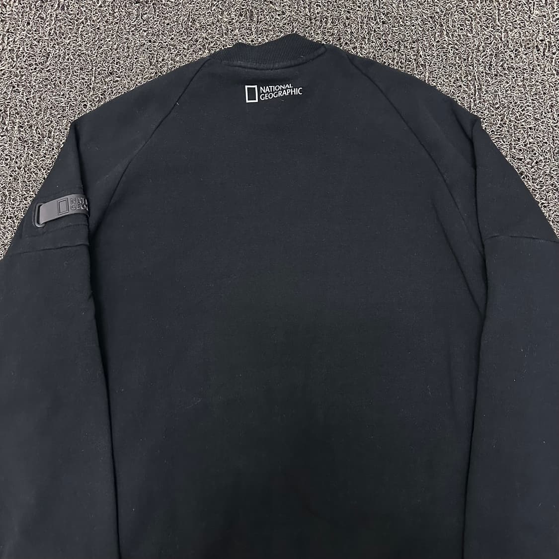 내셔널지오그래픽 기모 맨투맨 블랙 95(M) 상품이미지5