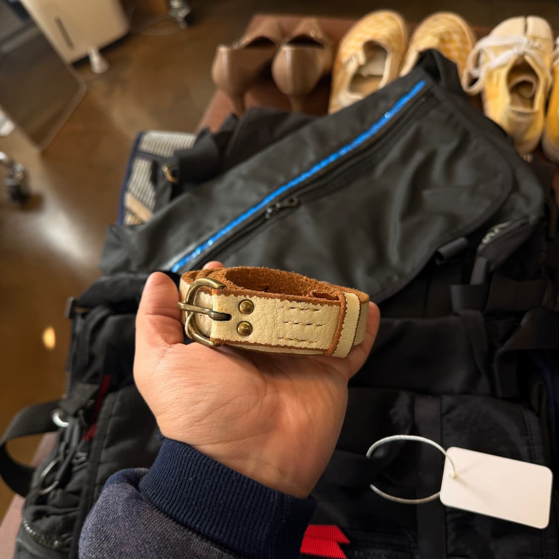 캐피탈 에스닉 음각 가죽 벨트 상품이미지1