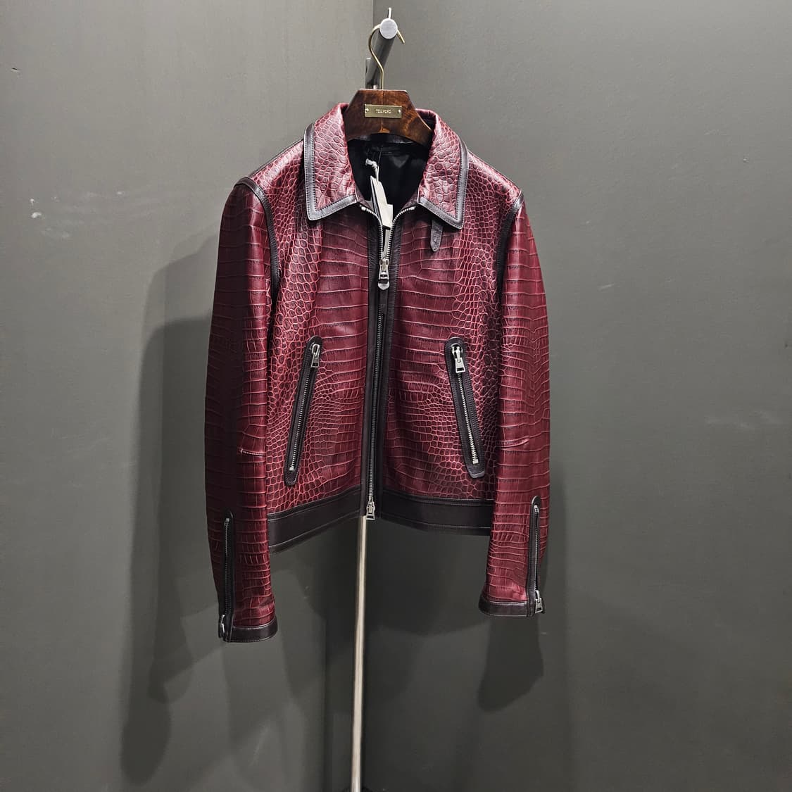 톰포드 무광크록이펙트 레더트리밍 신상 가죽자켓 상품이미지3