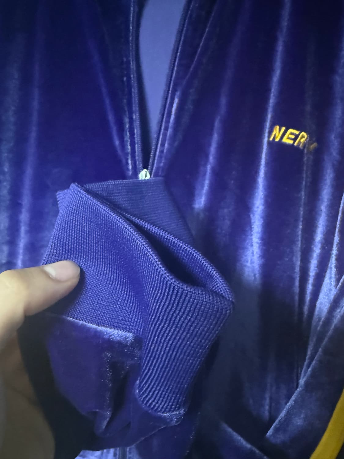 널디 벨벳 트랙탑 퍼플옐로우 L 상품이미지3