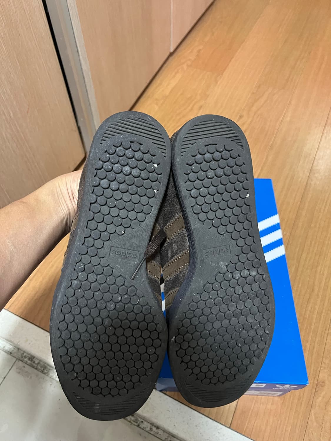 아디다스 토바코 그루엔 다크브라운 255사이즈 팝니다 상품이미지10