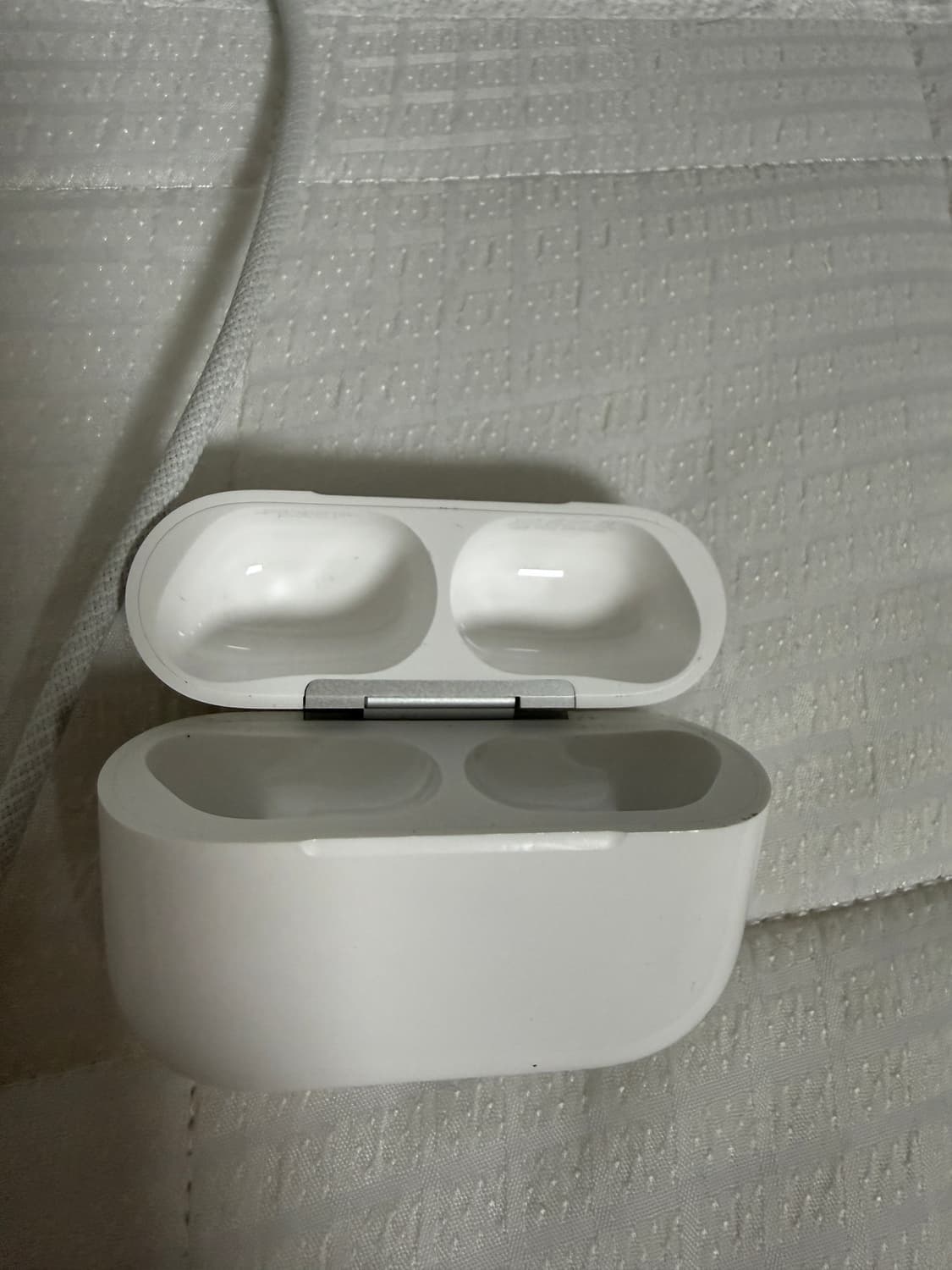 에어팟프로3세대 본체 상품이미지2