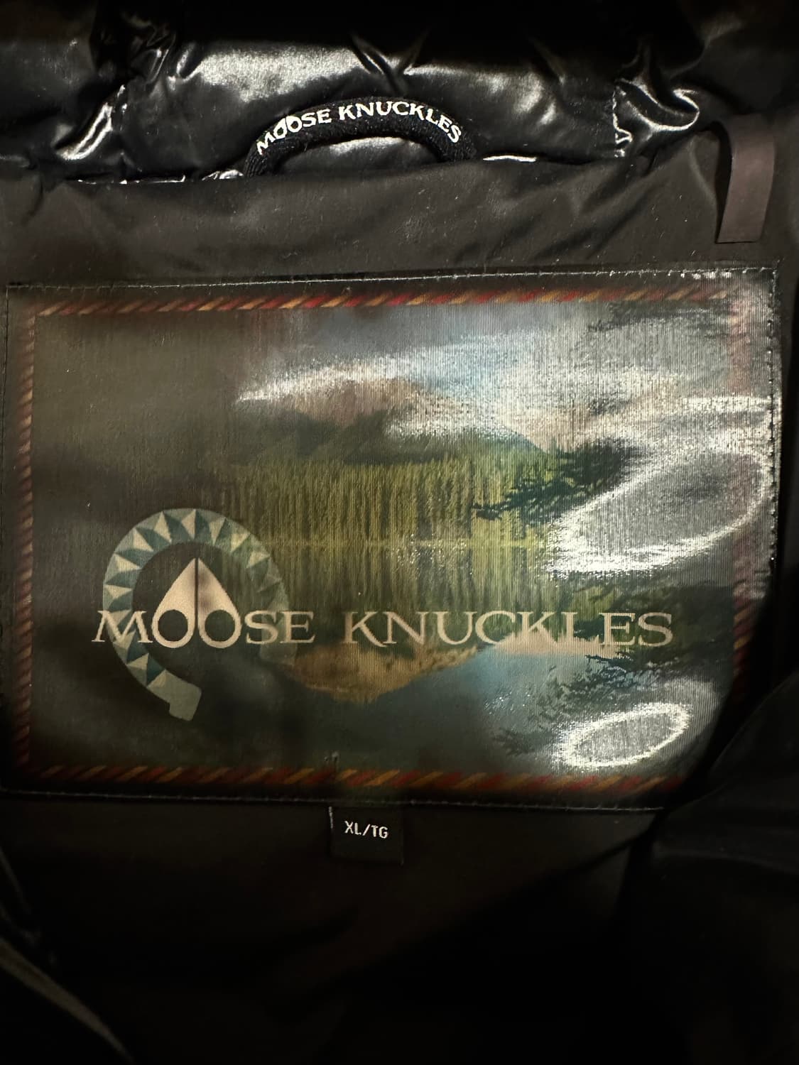 무스너클 로고 블랙 경량패딩 상품이미지5