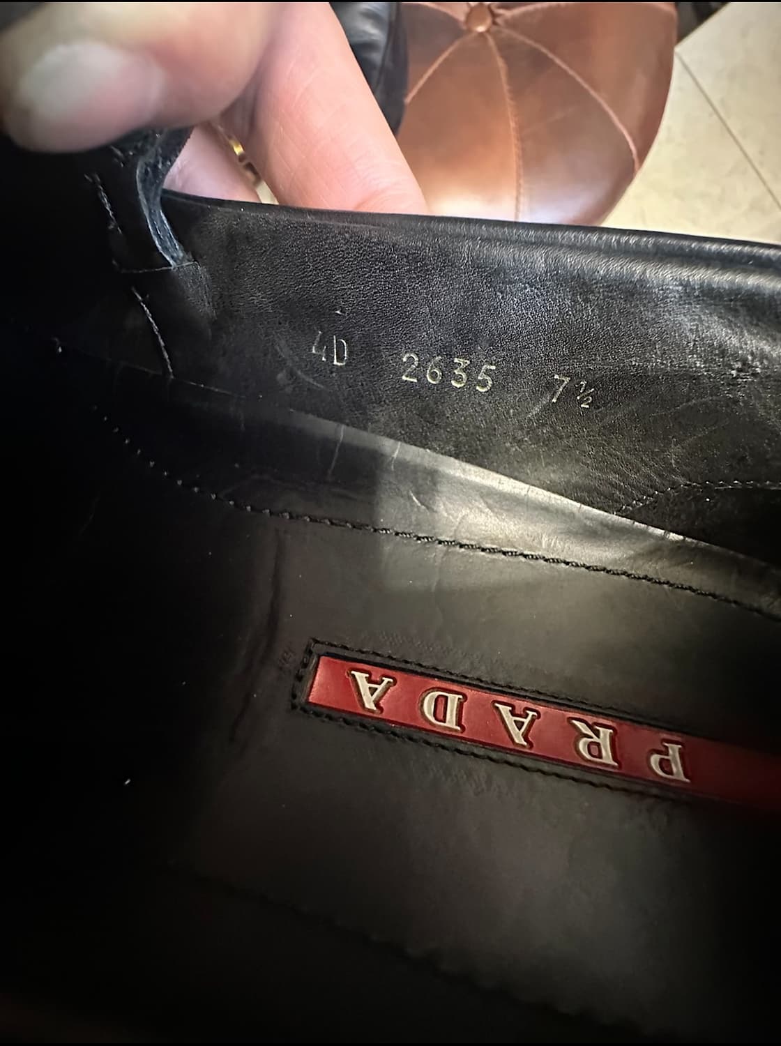 프라다 메탈로고 로퍼 7.5 상품이미지5