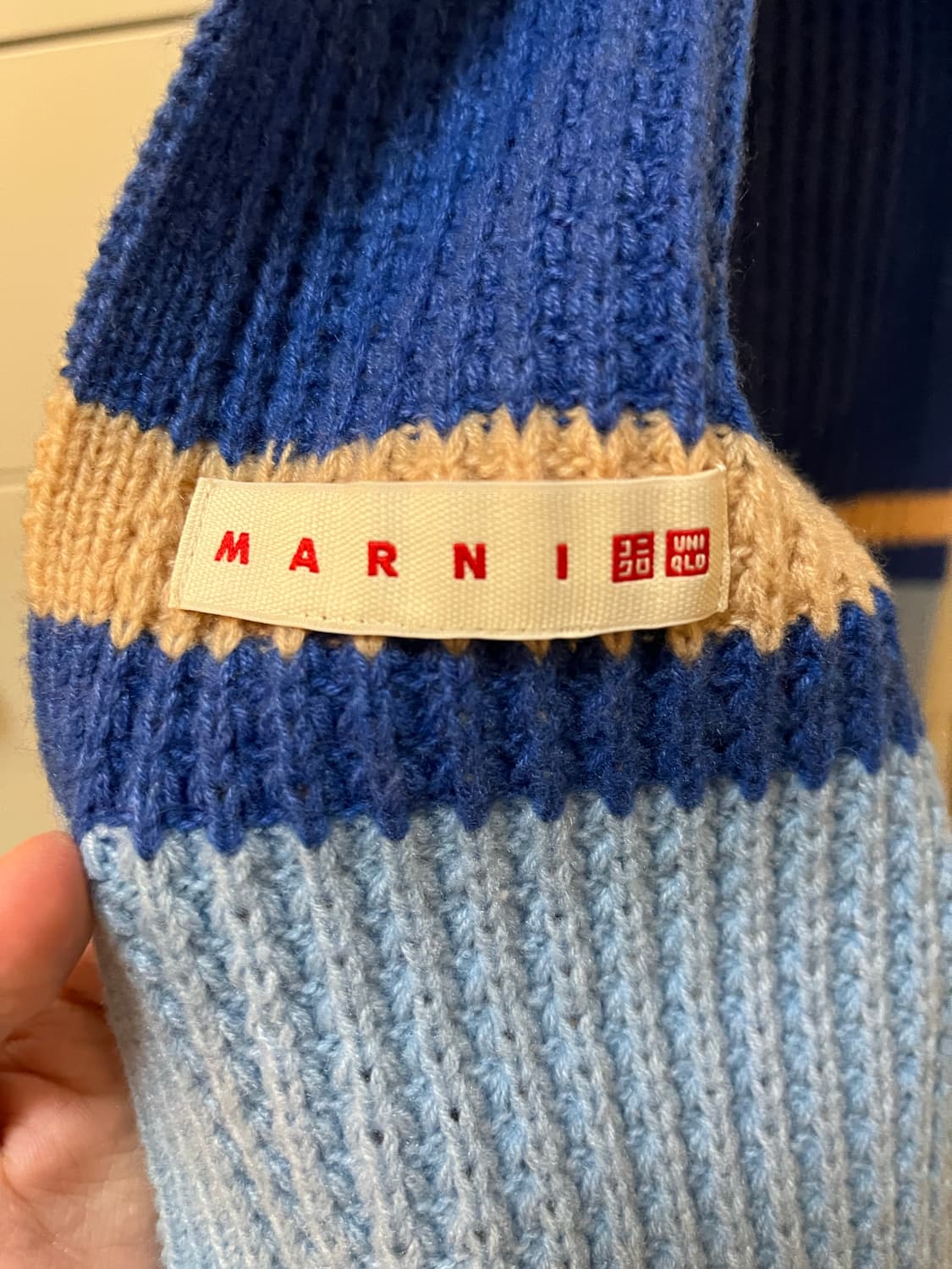 유니클로 마르니 팝콘 니트 후드 머플러 상품이미지2