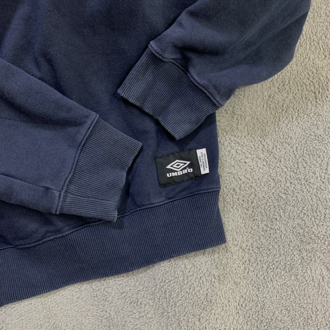 엄브로 맨투맨 상품이미지6